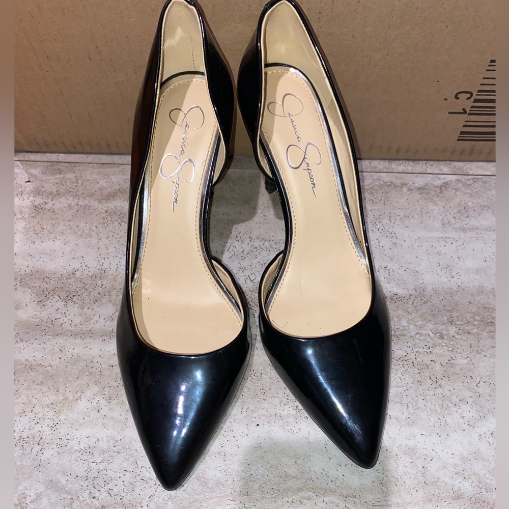 Jessica Simpson heels